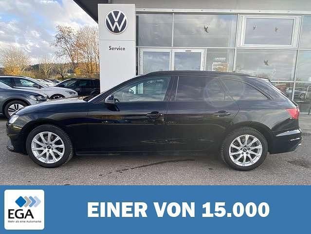 Schwarz metallic Gebraucht 2022 Audi A4 Kombi | 25.590 € (Guter Preis) - Bild 1/4