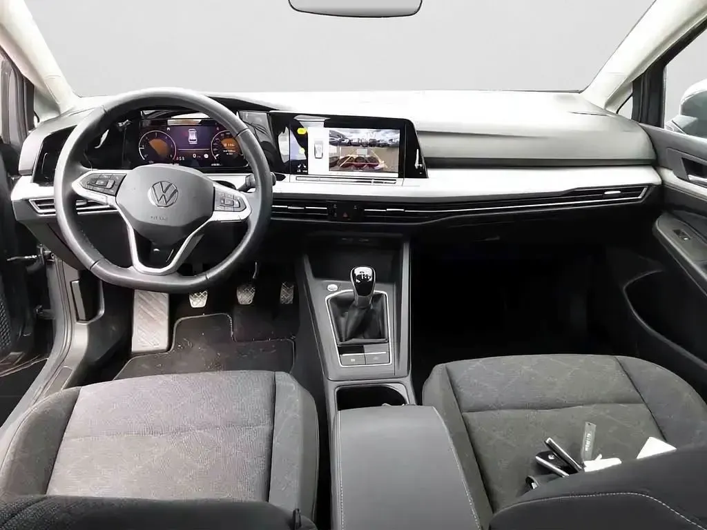 Gebraucht VW Golf VIII Life 116 PS (85 kW) 2024 Delfingrau metallic (metallic) Kombi