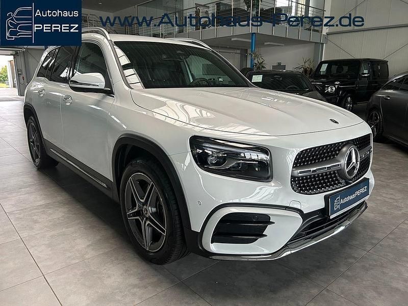 Weiß Gebraucht 2024 Mercedes GLB250 Premium SUV | 52.990 € (Teuer) - Bild 1/4