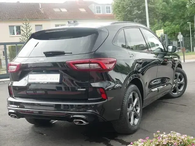 Gebraucht Ford Kuga ST-Line 184 PS (135 kW) 2025 Schwarz SUV