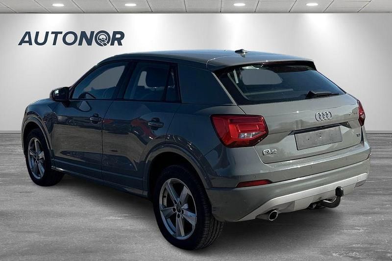 Używany Audi Q2 Sport 116 KM (85 kW) 2017 Szary SUV