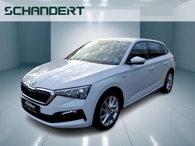 Moonweiss metallic Gebraucht 2022 Skoda Scala Tour Kleinwagen | 19.450 € (Etwas zu teuer) - Bild 1/1