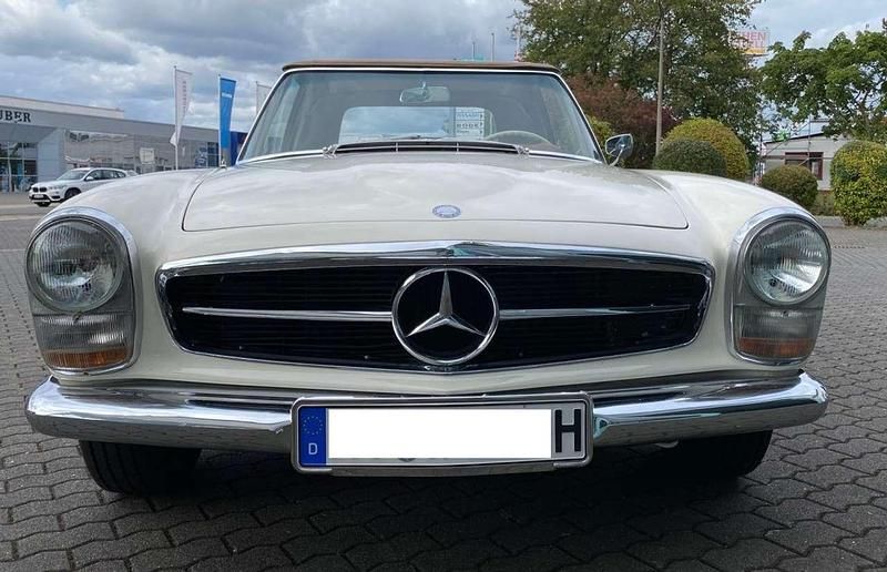 Gebraucht Mercedes 230 150 PS (110 kW) 1965 Weiß Cabrio