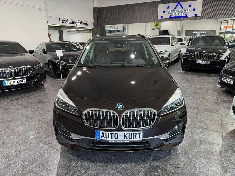 Gebraucht BMW 218 Luxury Line 150 PS (110 kW) 2022 Braun Van / Kleinbus