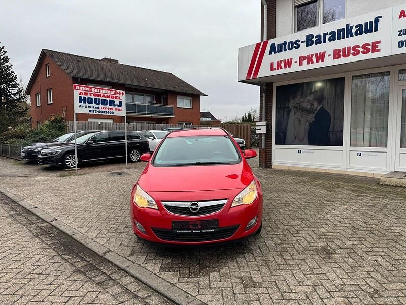 Gebraucht Opel Astra 110 PS (80 kW) 2012 Rot Kombi
