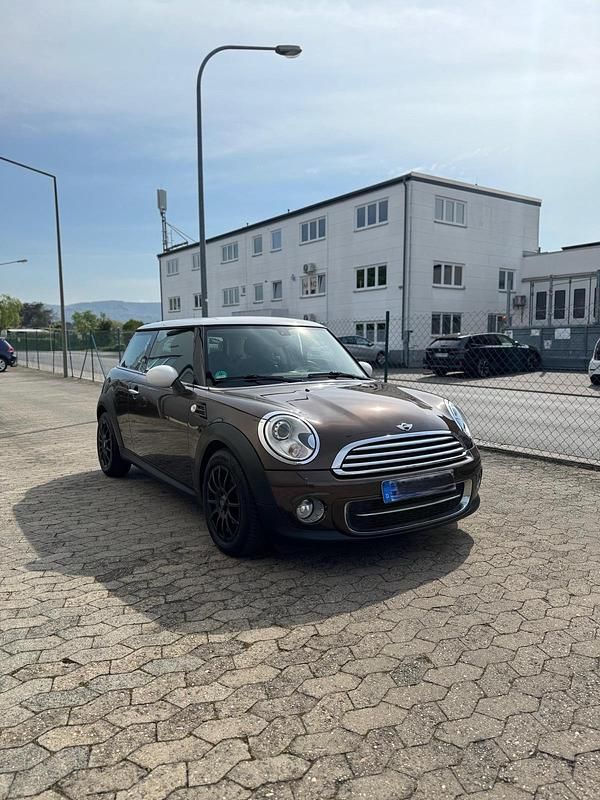 Braun Gebraucht 2012 Mini Cooper Coupé Coupé | 8.500 € - Bild 1/4