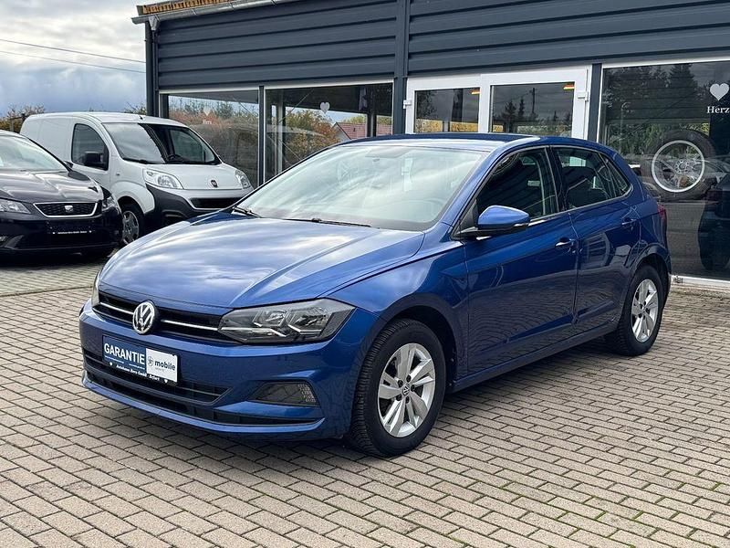 Blau Gebraucht 2018 VW Polo Limousine | 9.990 € (Fairer Preis) - Bild 1/4