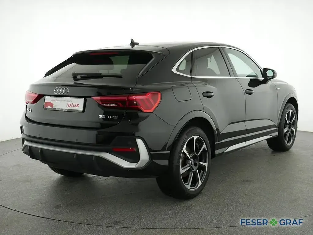 Gebraucht Audi Q3 Sportback S-Line 150 PS (110 kW) 2025 Mythosschwarz metallic SUV