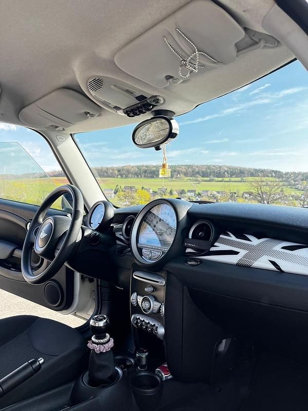 Second-hand Mini ONE 75 CP (55 kW) 2010 Alb Hatchback