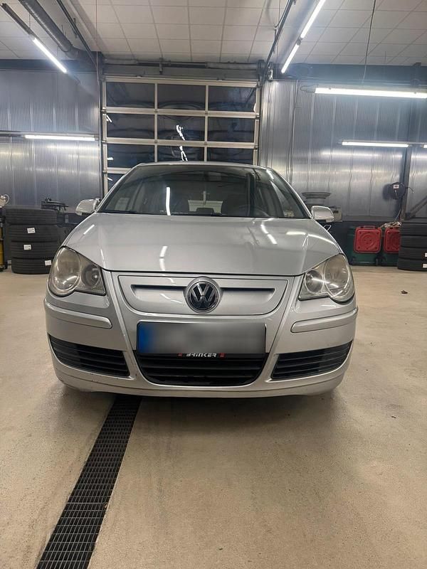 Gebraucht VW Polo 80 PS (58 kW) 2008 Silber Kleinwagen