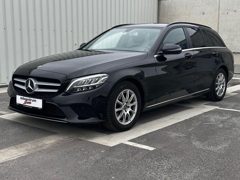 Gebraucht Mercedes C200 150 PS (110 kW) 2018 Schwarz Kombi