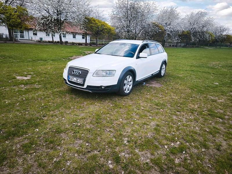 Weiß Gebraucht 2006 Audi A6 Kombi | 5.000 € (Etwas zu teuer) - Bild 1/4