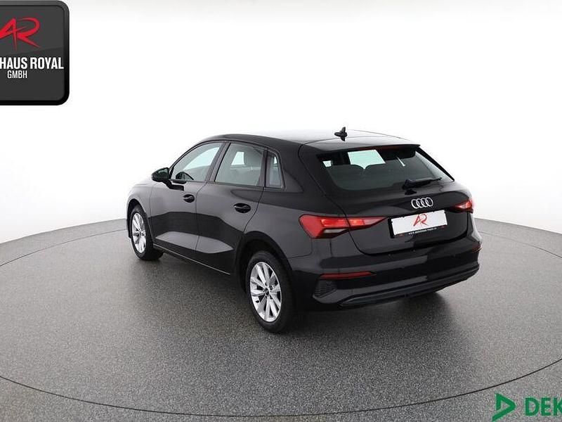 Gebraucht Audi A3 Comfort 116 PS (85 kW) 2023 Brillantschwarz Limousine