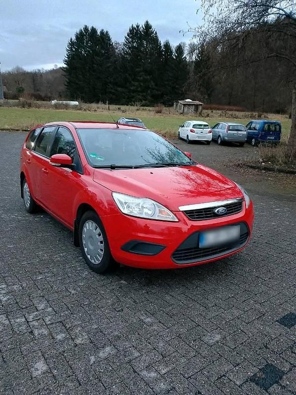 Second-hand Ford Focus 101 CP (74 kW) 2008 Roșu Break