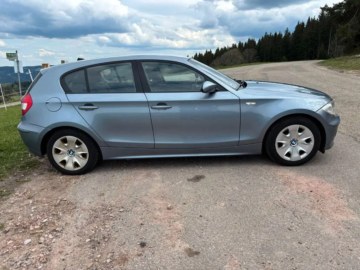 Gebraucht BMW 116 116 PS (85 kW) 2005 Blau Kleinwagen