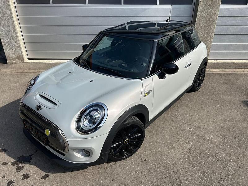 Gebraucht Mini Cooper SE 135 kW (184 PS) 2020 Silber Kleinwagen