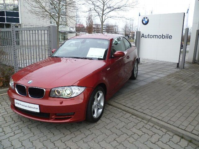 Rot metallic Gebraucht 2008 BMW 120 Coupé Advantage Coupé | 20.790 € - Bild 1/4