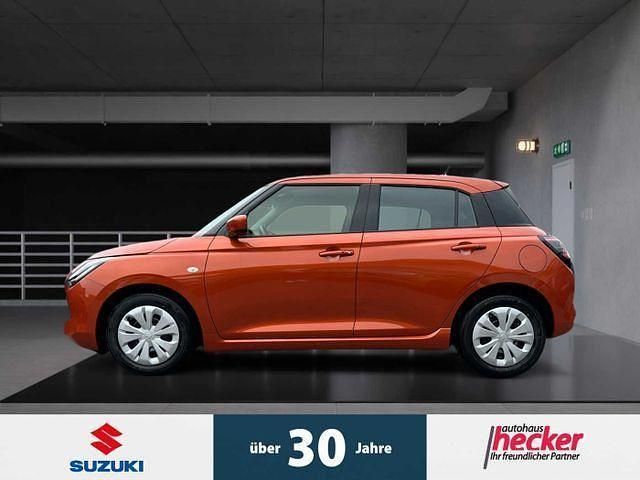 Neu Suzuki Swift Club 83 PS (61 kW) 2025 Orange Kleinwagen