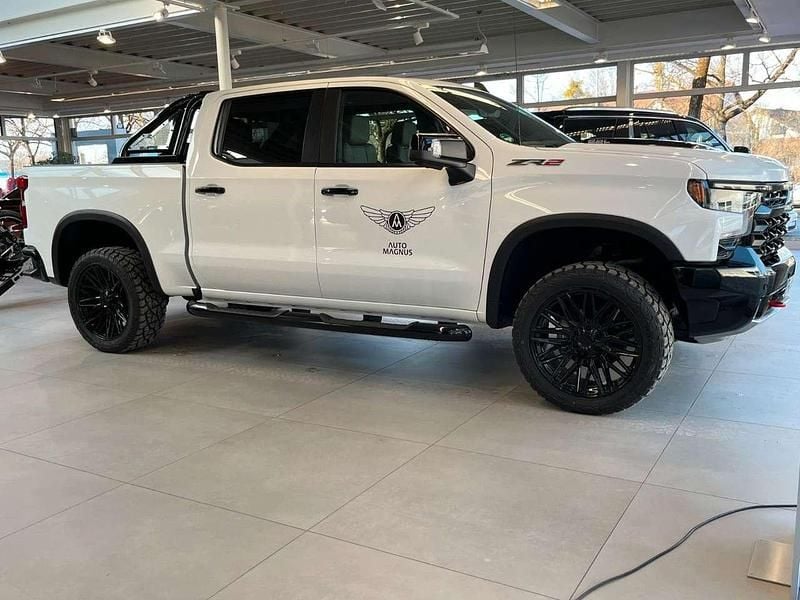 Gebraucht Chevrolet Silverado 426 PS (313 kW) 2026 Summit white SUV
