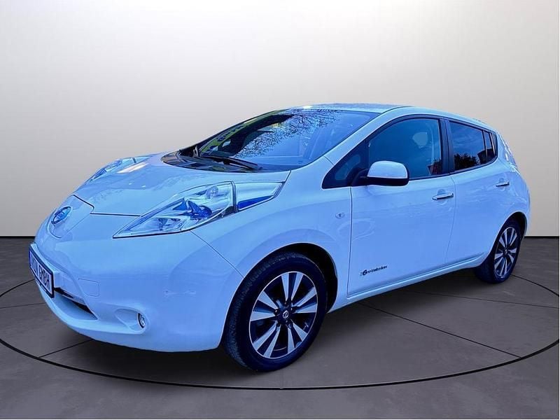 Weiß Gebraucht 2016 Nissan Leaf Tekna Kleinwagen | 7.999 € (Guter Preis) - Bild 1/4