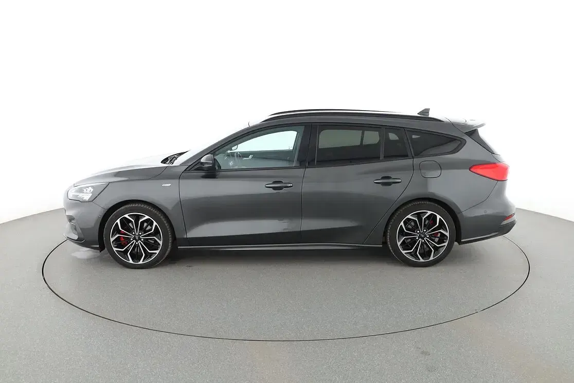 Używany Ford Focus ST-Line 151 KM (111 kW) 2020 Szary Kombi
