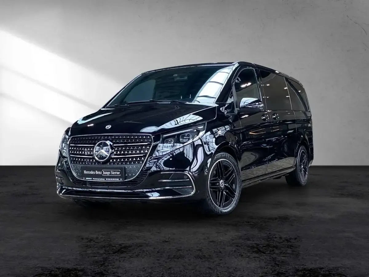 Gebraucht Mercedes V220 Style 163 PS (119 kW) 2025 Obsidianschwarz Van / Kleinbus