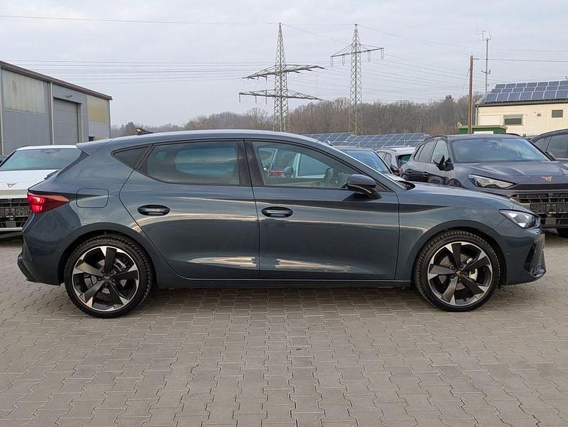 Gebraucht Cupra Leon 150 PS (110 kW) 2025 Grau Limousine