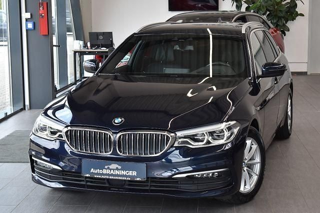 Blau Gebraucht 2020 BMW 520 Sport Line Kombi | 27.950 € (Fairer Preis) - Bild 1/4