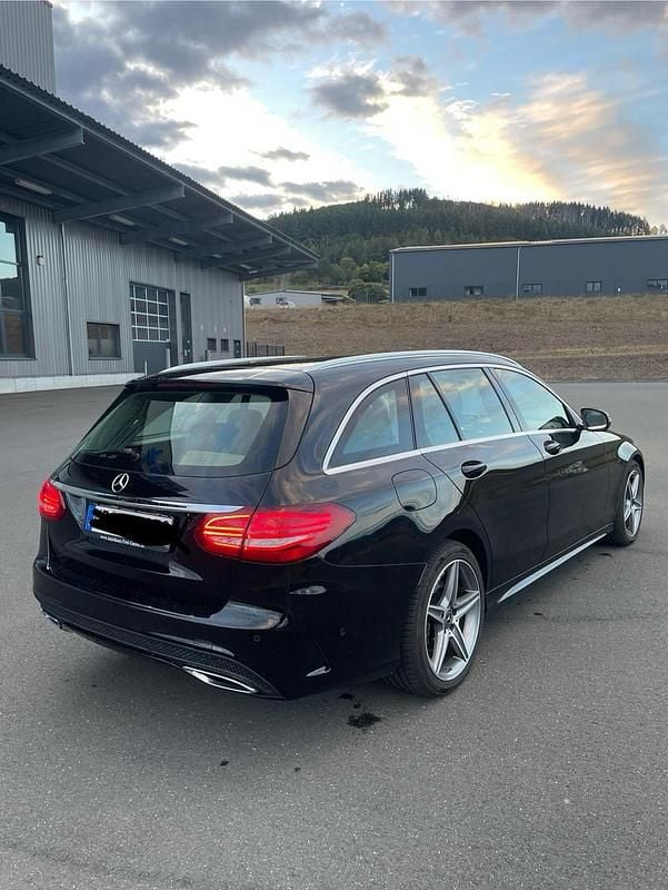 Gebraucht Mercedes C220 170 PS (125 kW) 2017 Schwarz Kombi