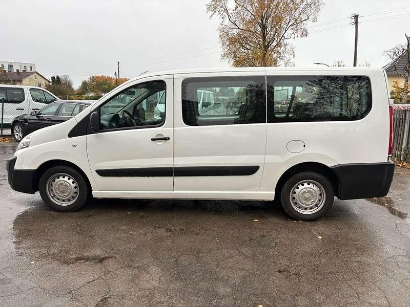Weiß Gebraucht 2015 Peugeot Expert Van | 8.850 € (Etwas zu teuer) - Bild 1/4
