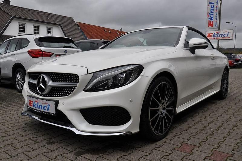 Weiß Gebraucht 2016 Mercedes C300 AMG line Cabrio | 29.900 € (Fairer Preis) - Bild 1/4