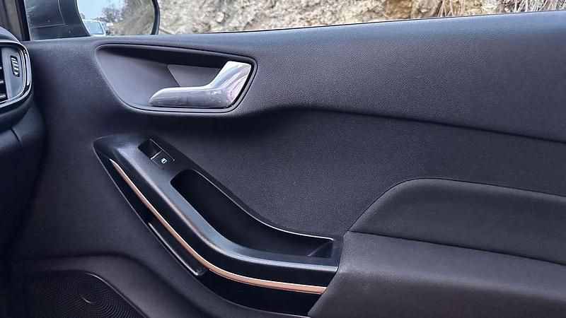Gebraucht Ford Fiesta S 101 PS (74 kW) 2018 Silber Kleinwagen