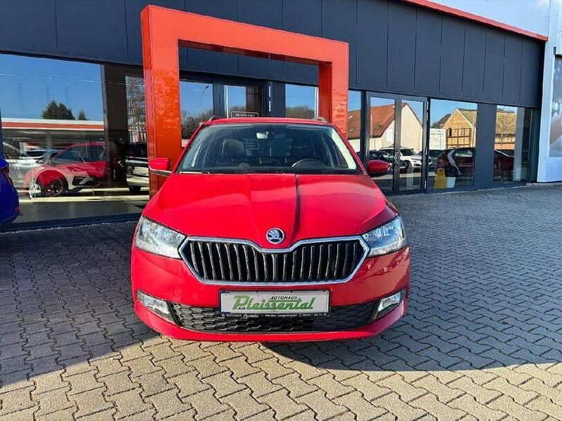 Gebraucht Skoda Fabia Ambition 95 PS (69 kW) 2022 Velvetrot metallic Kombi
