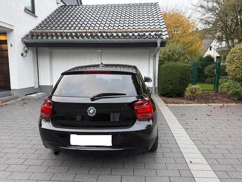 Gebraucht BMW 116 136 PS (100 kW) 2014 Schwarz Kleinwagen