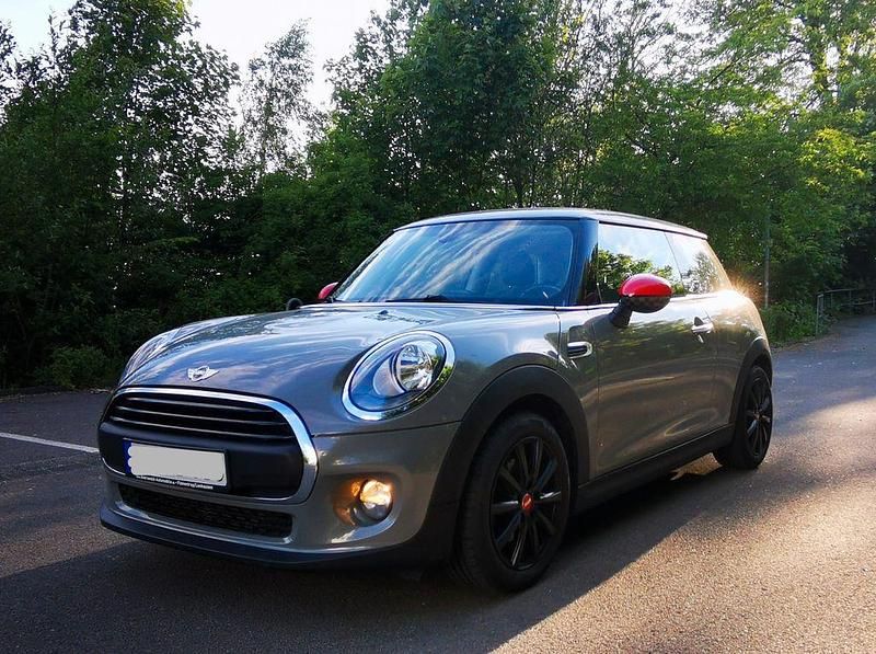 Grau Gebraucht 2014 Mini ONE Kleinwagen | 7.800 € (Teuer) - Bild 1/4