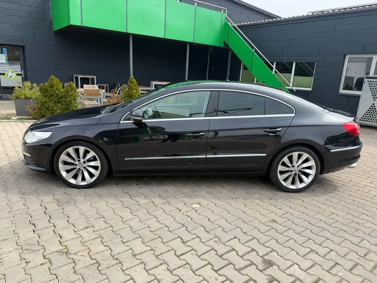 Gebraucht VW Passat Sportline 170 PS (125 kW) 2010 Schwarz Coupé
