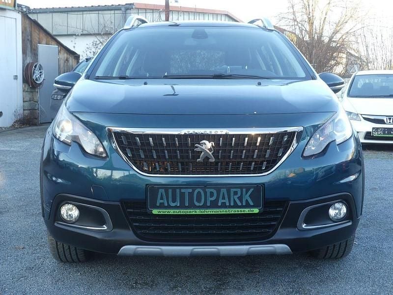 Gebraucht Peugeot 2008 Allure 110 PS (80 kW) 2017 Grün SUV