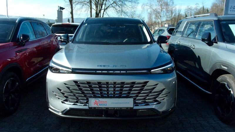 Grau Neu 2025 Baic X75 SUV | 34.990 € (Fairer Preis) - Bild 1/3