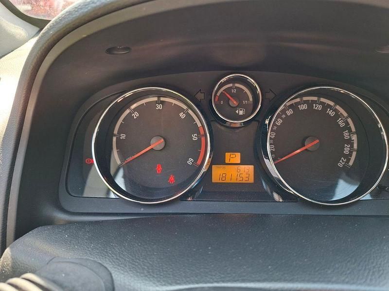 Gebraucht Opel Antara Cosmo 150 PS (110 kW) 2010 Weiß SUV