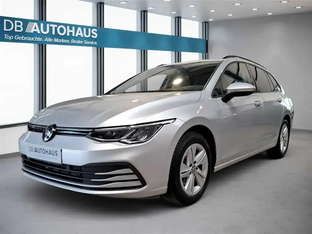 Second-hand VW Golf VIII Life 110 CP (80 kW) 2024 Break