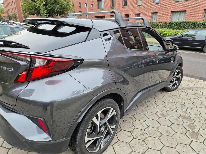 Gebraucht Toyota C-HR Team 122 PS (89 kW) 2023 Grau SUV