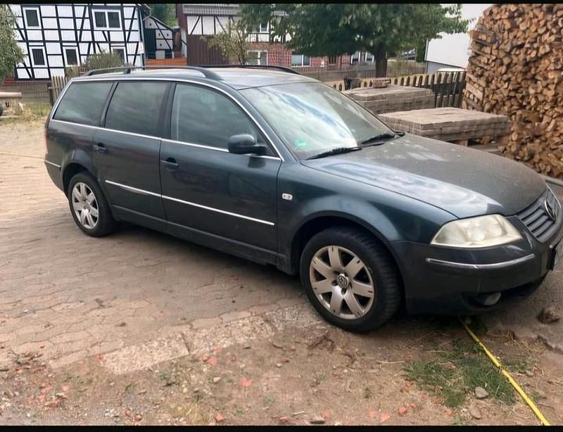 Gebraucht VW Passat 115 PS (84 kW) 2002 Grau Kombi