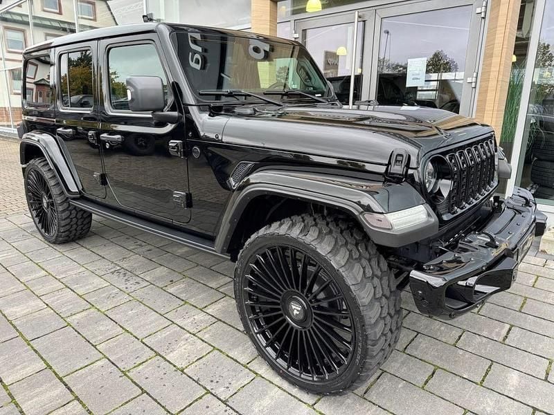 Gebraucht Jeep Wrangler Sahara 272 PS (200 kW) 2024 Schwarz SUV