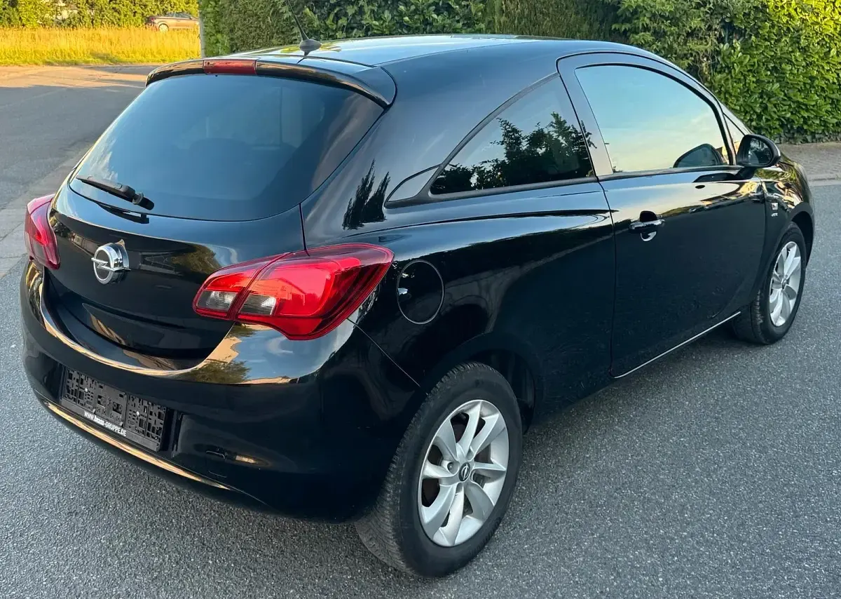 Gebraucht Opel Corsa Active 70 PS (51 kW) 2017 Schwarz Kleinwagen