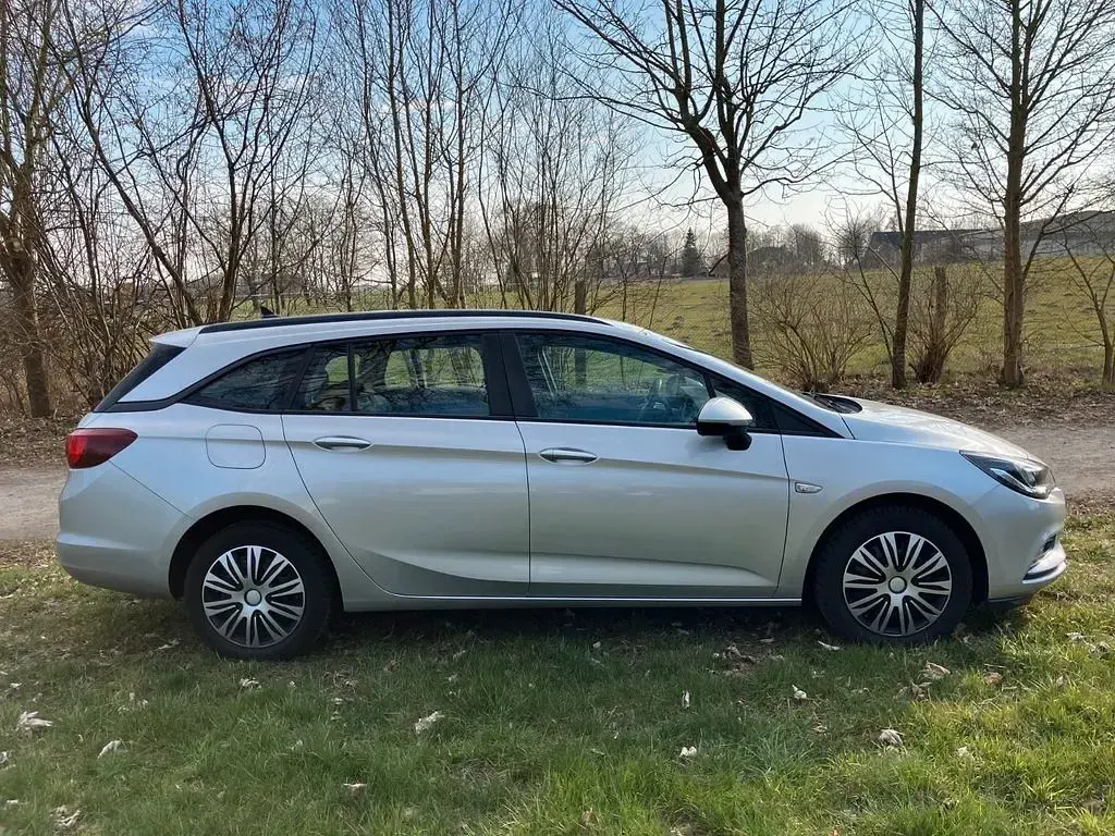 Gebraucht Opel Astra 136 PS (100 kW) 2016 Silber Kombi