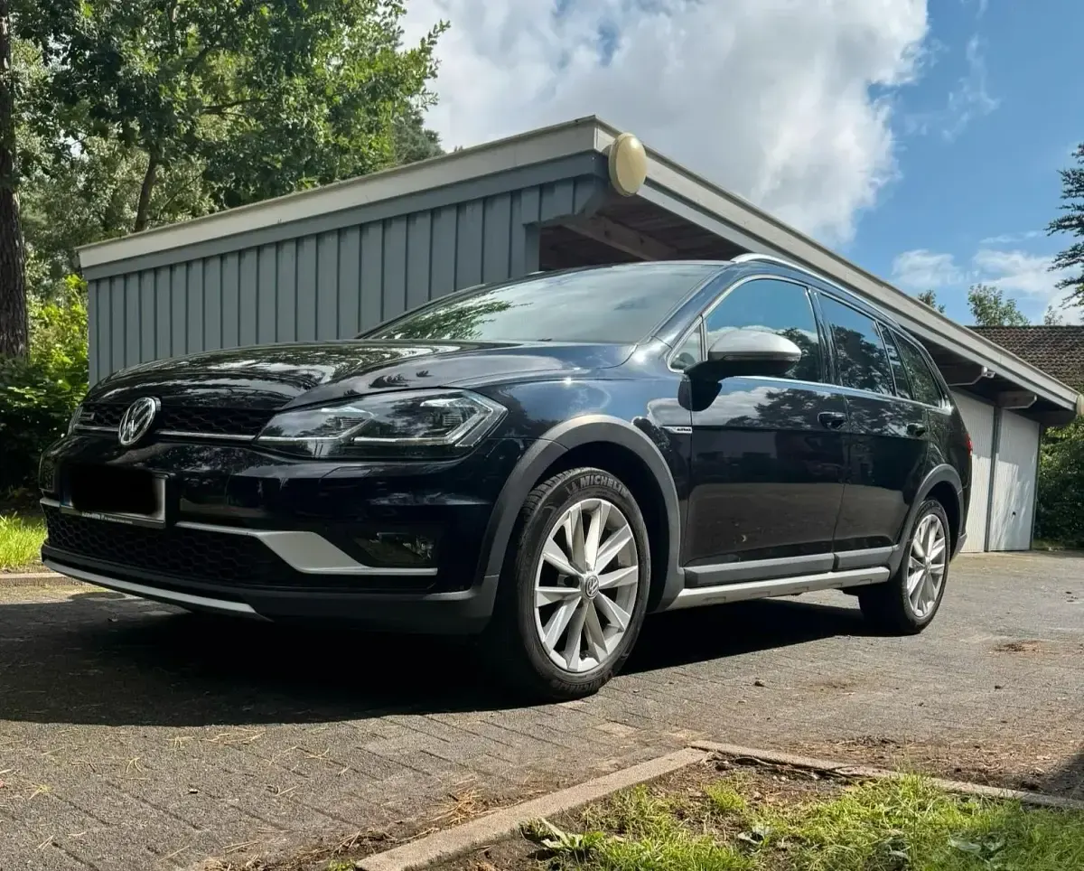 Gebraucht VW Golf Alltrack 184 PS (135 kW) 2019 Schwarz Kombi