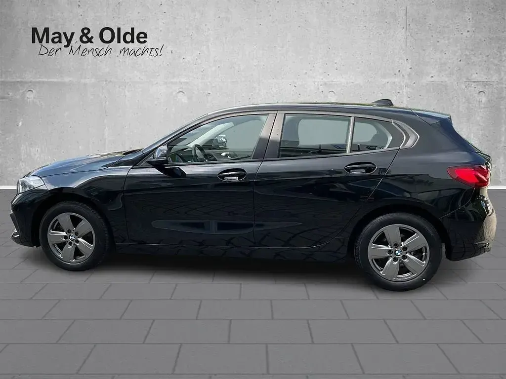 Gebraucht BMW 118 Advantage 136 PS (100 kW) 2023 Schwarz Kleinwagen