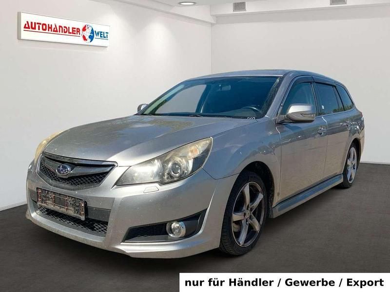 Silber Gebraucht 2010 Subaru Legacy Sport Kombi | 3.499 € - Bild 1/3