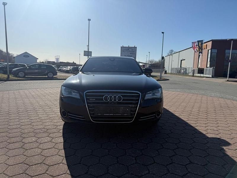 Gebraucht Audi A8 Ambiente 420 PS (308 kW) 2012 Schwarz Limousine