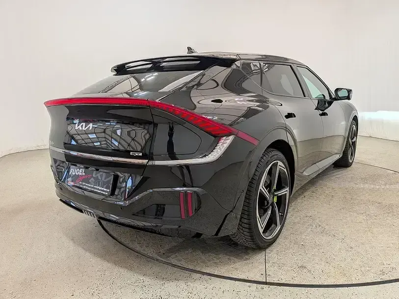 Używany Kia EV6 GT 478 kW (650 KM) 2023 Czarny SUV